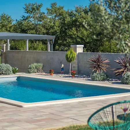 فيلة Gita Private Pool